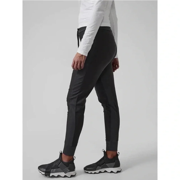 Athleta Headlands Hybrid Trek Jogger - Picture 2 of 13